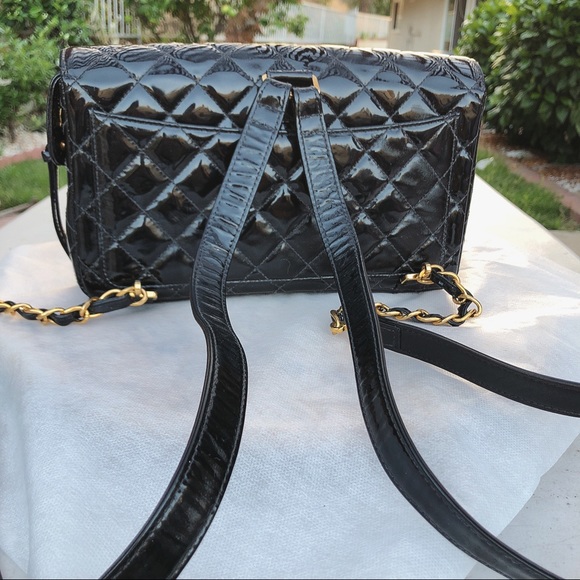 Chanel metalasse quilted patent leather backpack - Picture 5 of 8